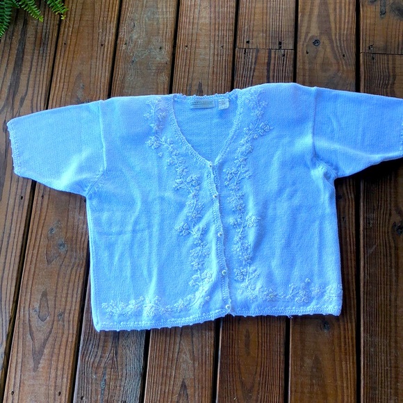 Vintage White Carolyn Taylor Feminine Sweater - Picture 1 of 7